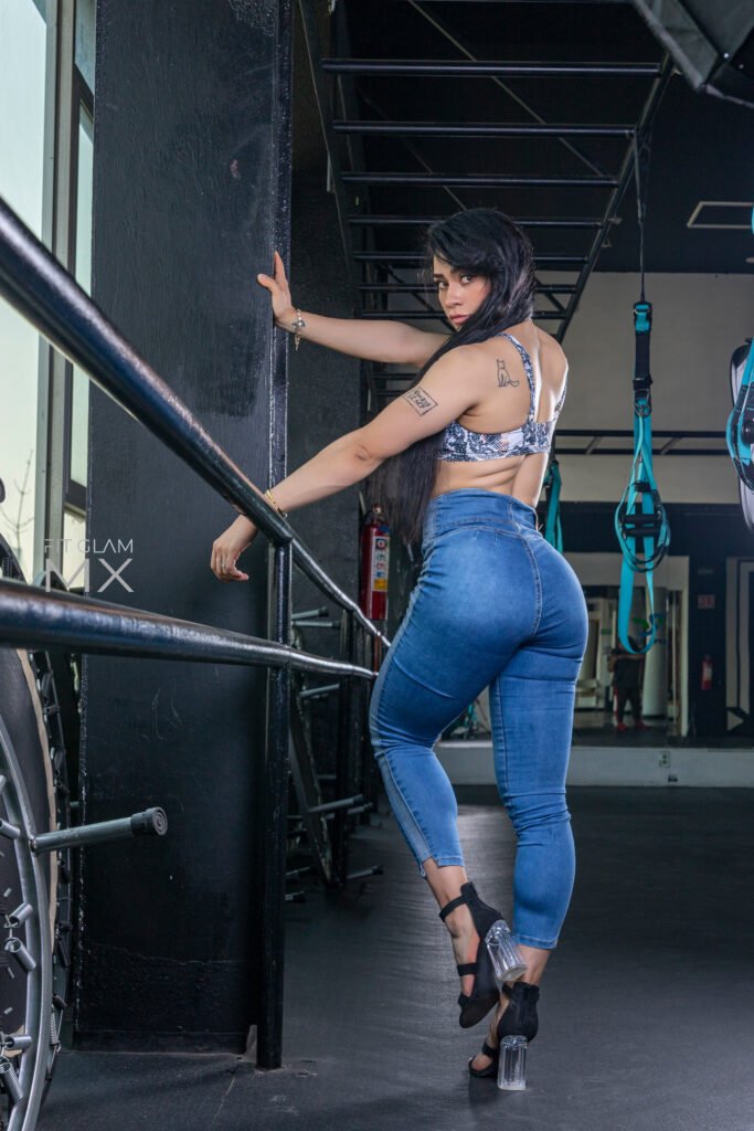 Revista FitGlam MX - Vianey Armas Edición 05 13 Vianey Armas - Fitglam